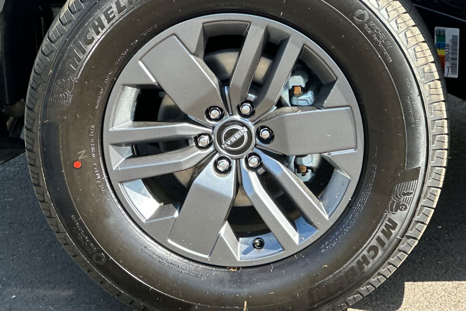 Thumbnail: 2025 Nissan Frontier - 23