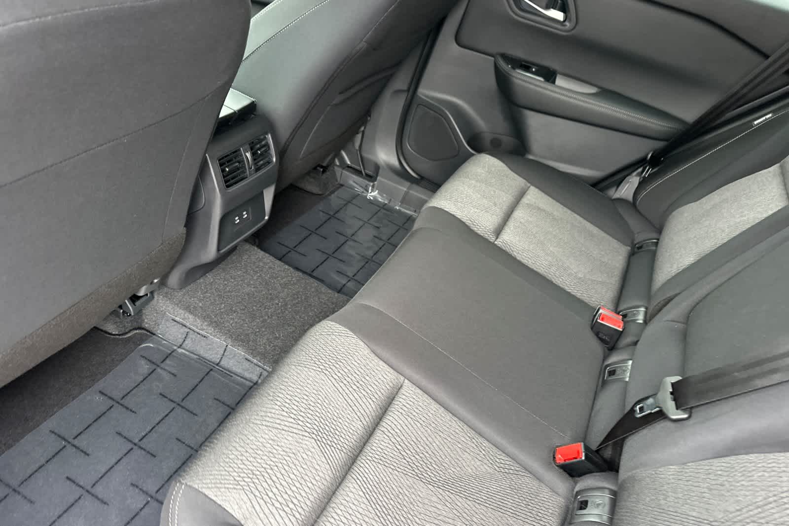 Thumbnail: 2026 Nissan Rogue - 4