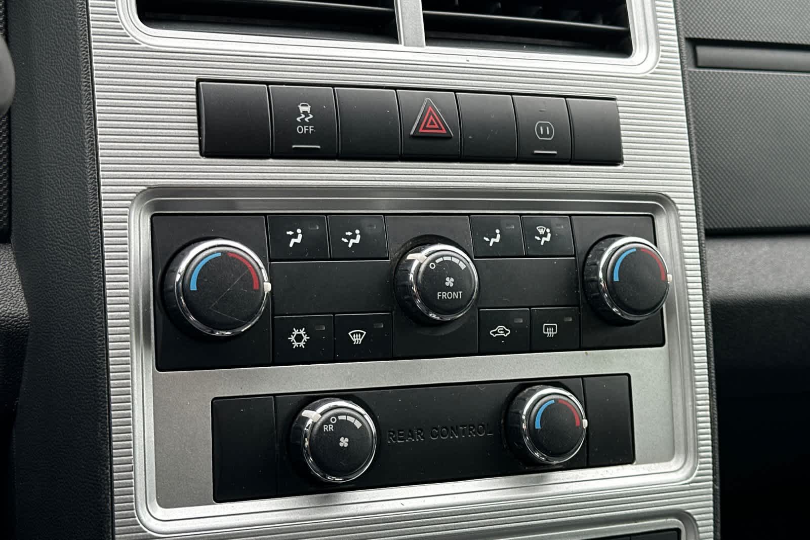 Thumbnail: 2010 Dodge Journey - 20