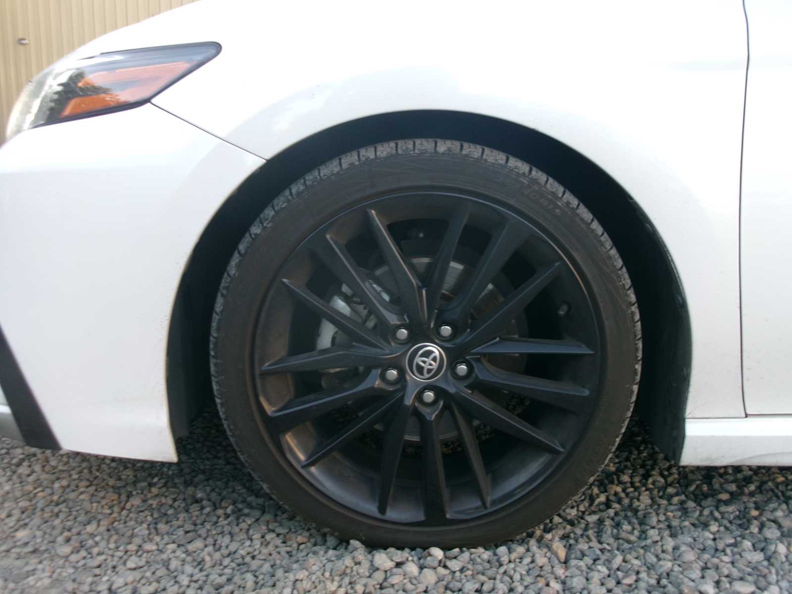 Thumbnail: 2018 Toyota Camry - 9