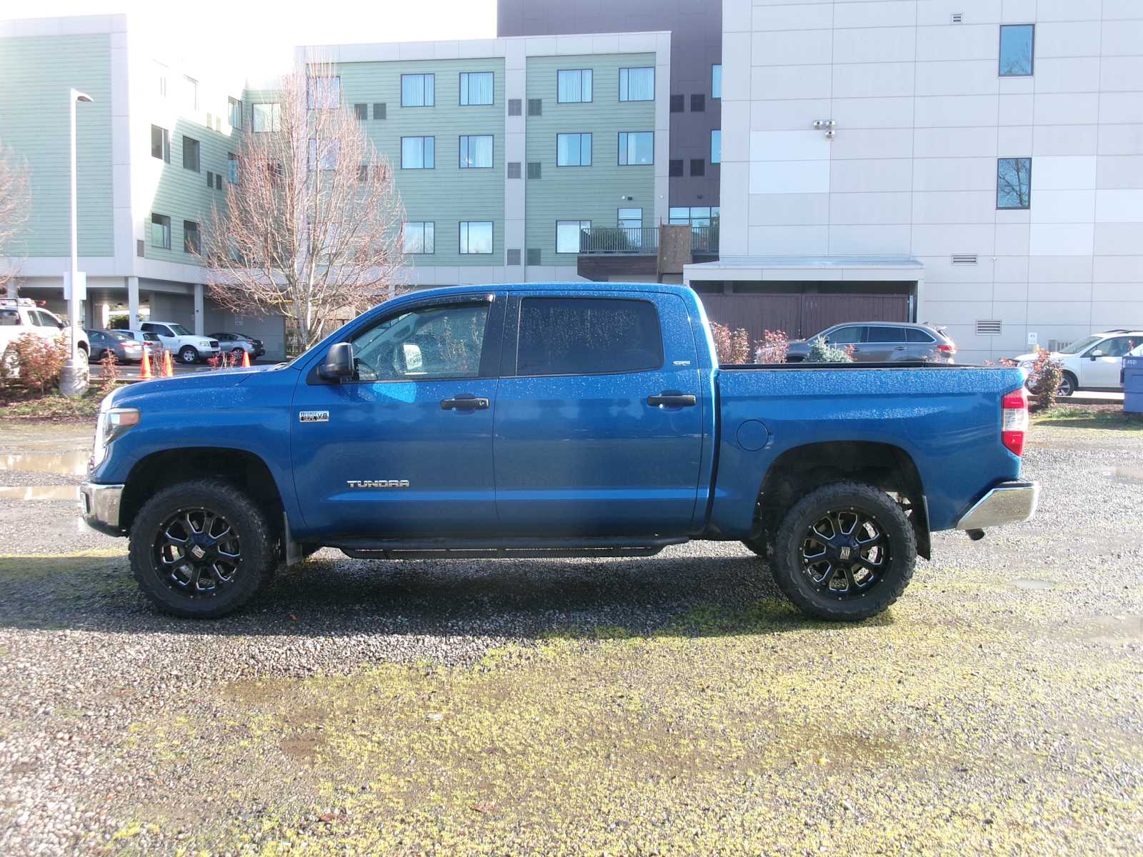 Thumbnail: 2018 Toyota Tundra - 2