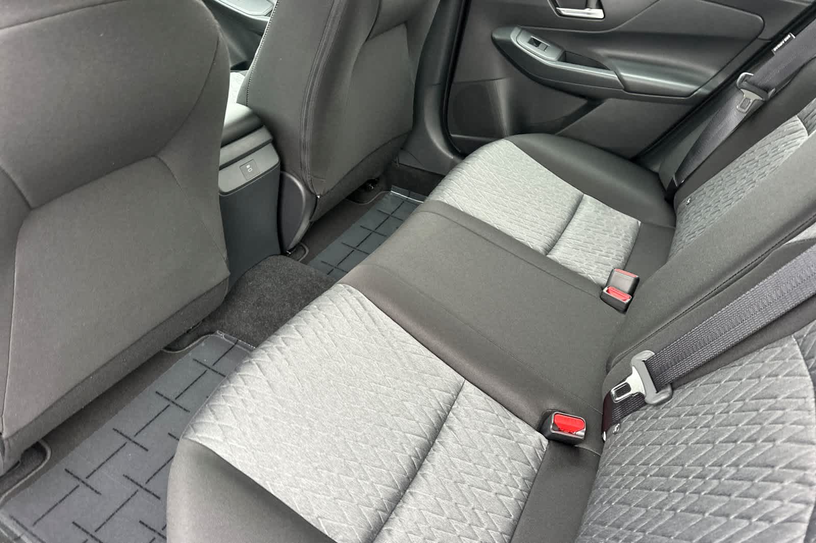 Thumbnail: 2026 Nissan Sentra - 4