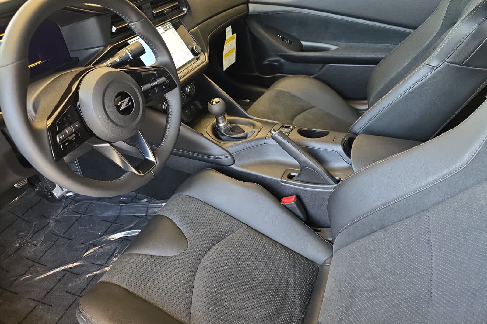 Thumbnail: 2025 Nissan Z - 10