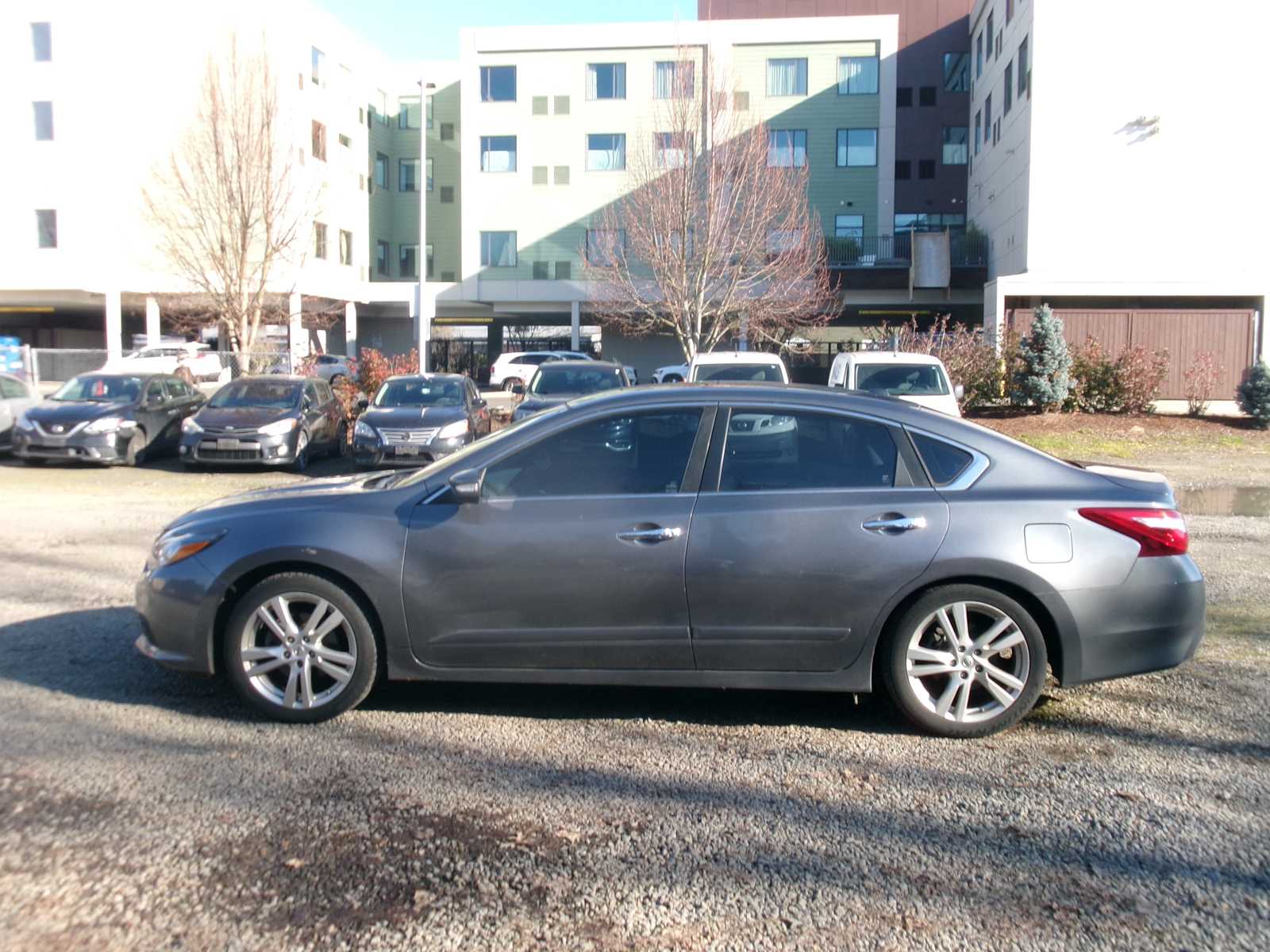 Thumbnail: 2017 Nissan Altima - 2