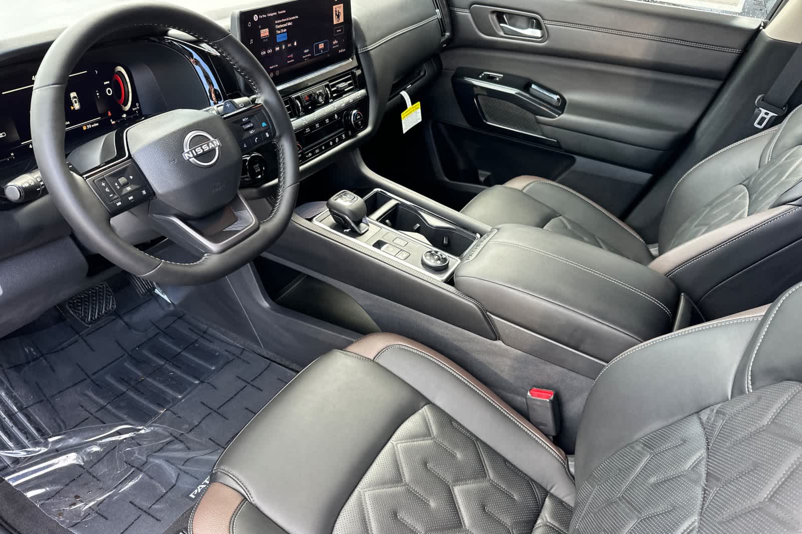 Thumbnail: 2026 Nissan Pathfinder - 11