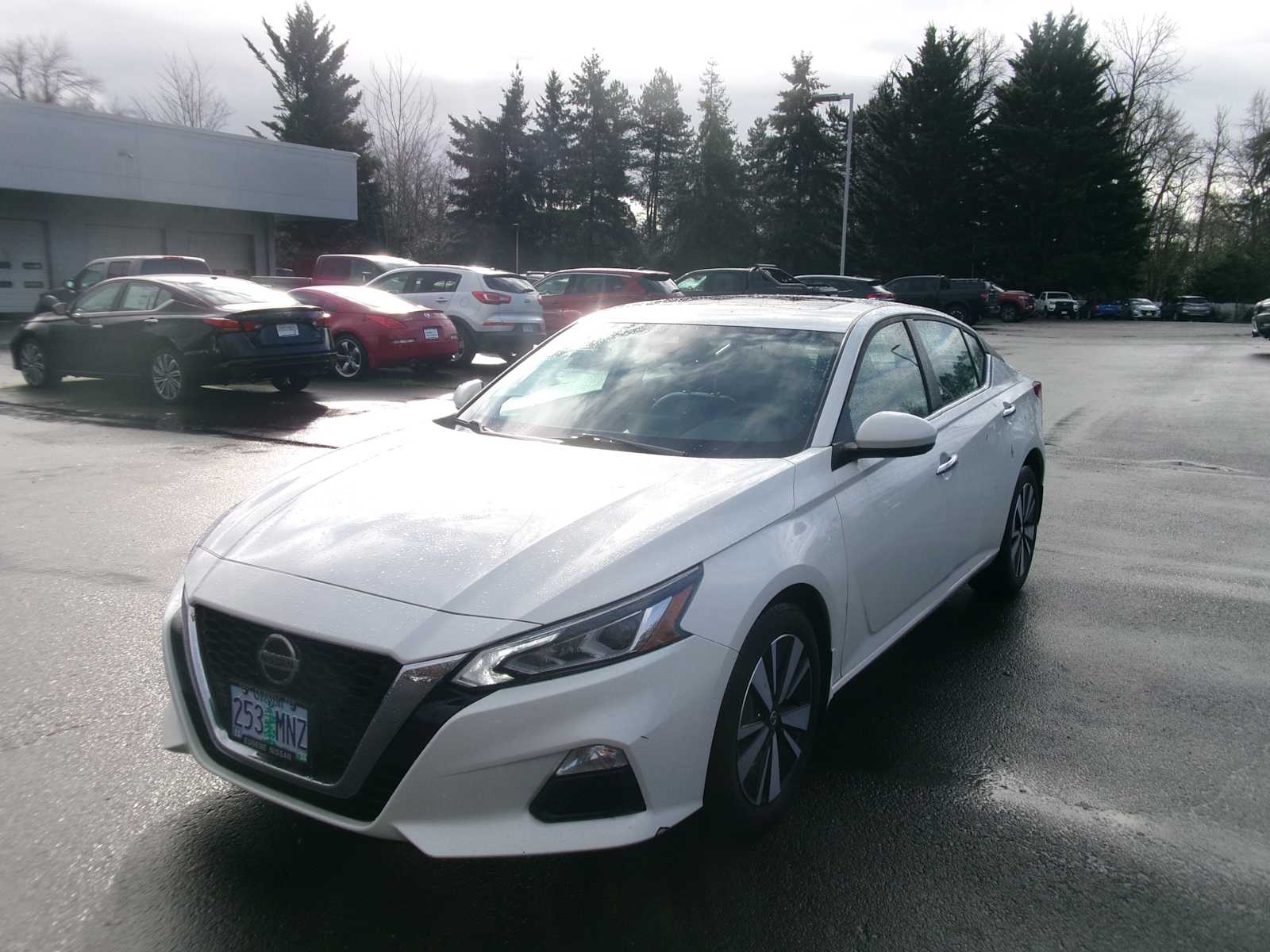 2022 Nissan Altima SV's photo