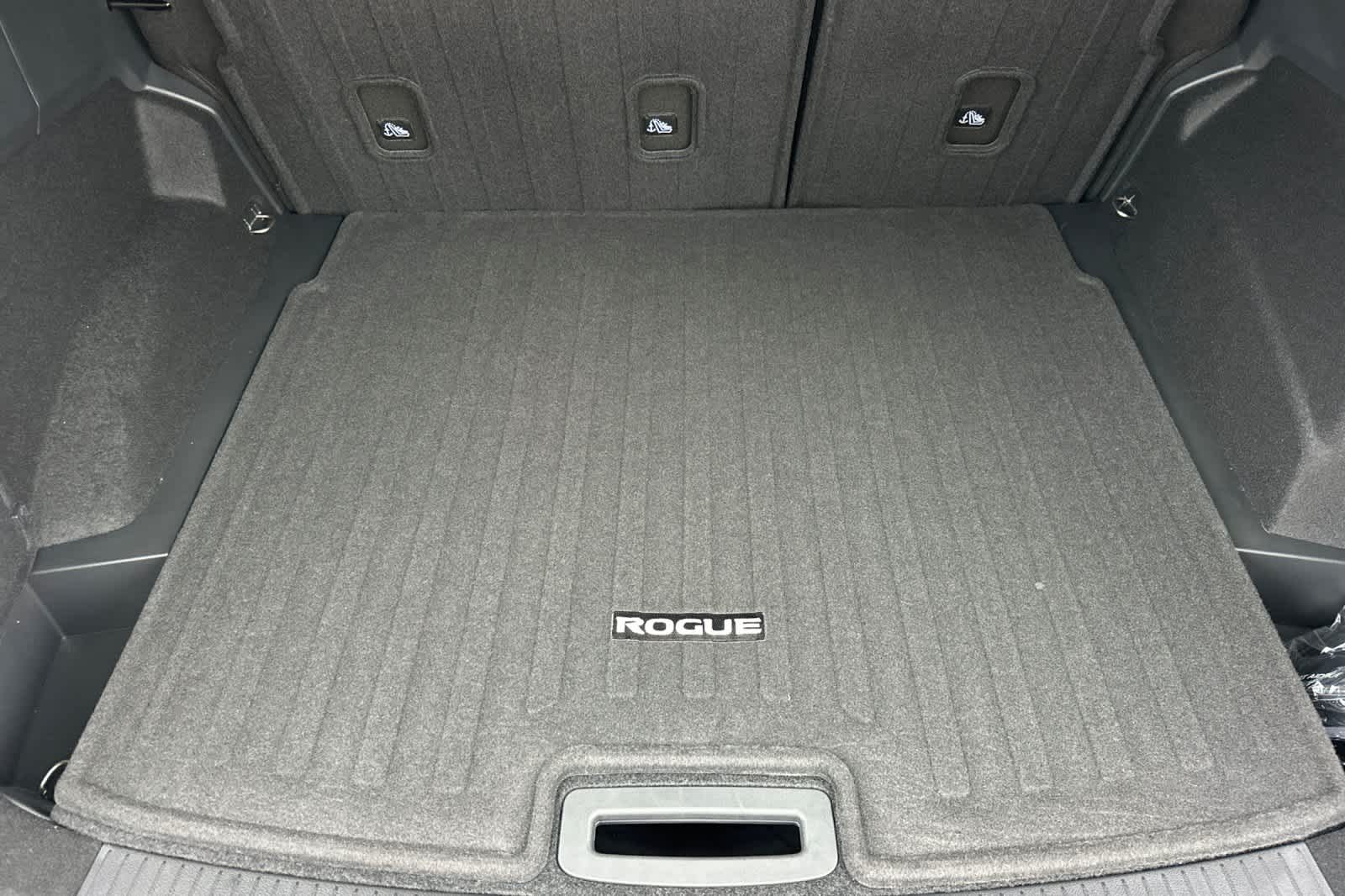 Thumbnail: 2026 Nissan Rogue - 15