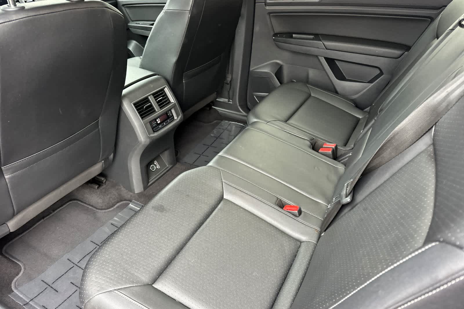 2019 Volkswagen Atlas V6 SE Technology photo 3