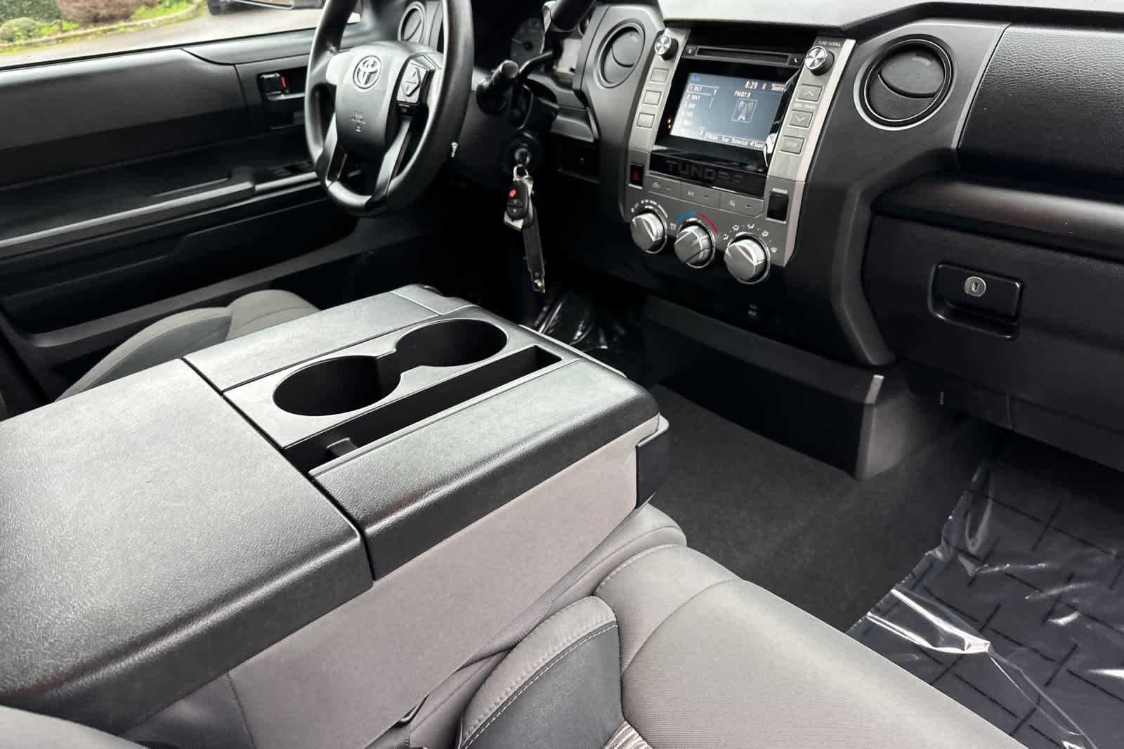 Thumbnail: 2016 Toyota Tundra - 15