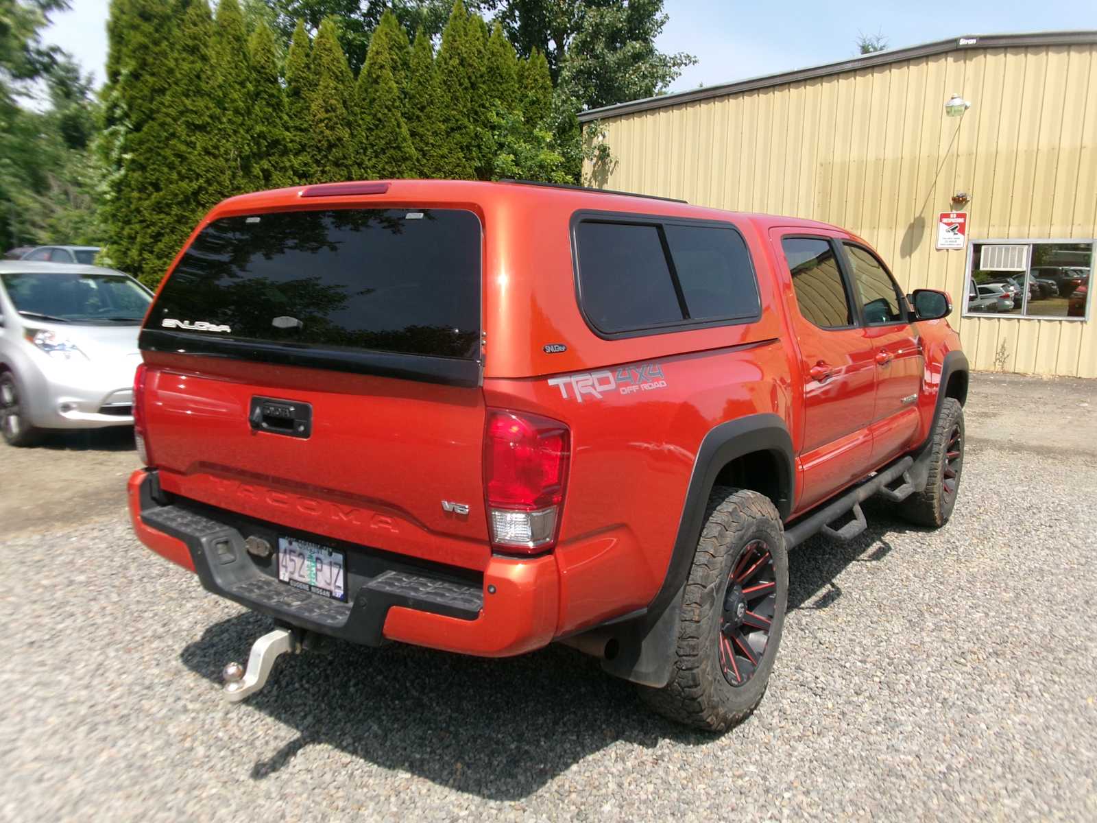 Thumbnail: 2017 Toyota Tacoma - 5