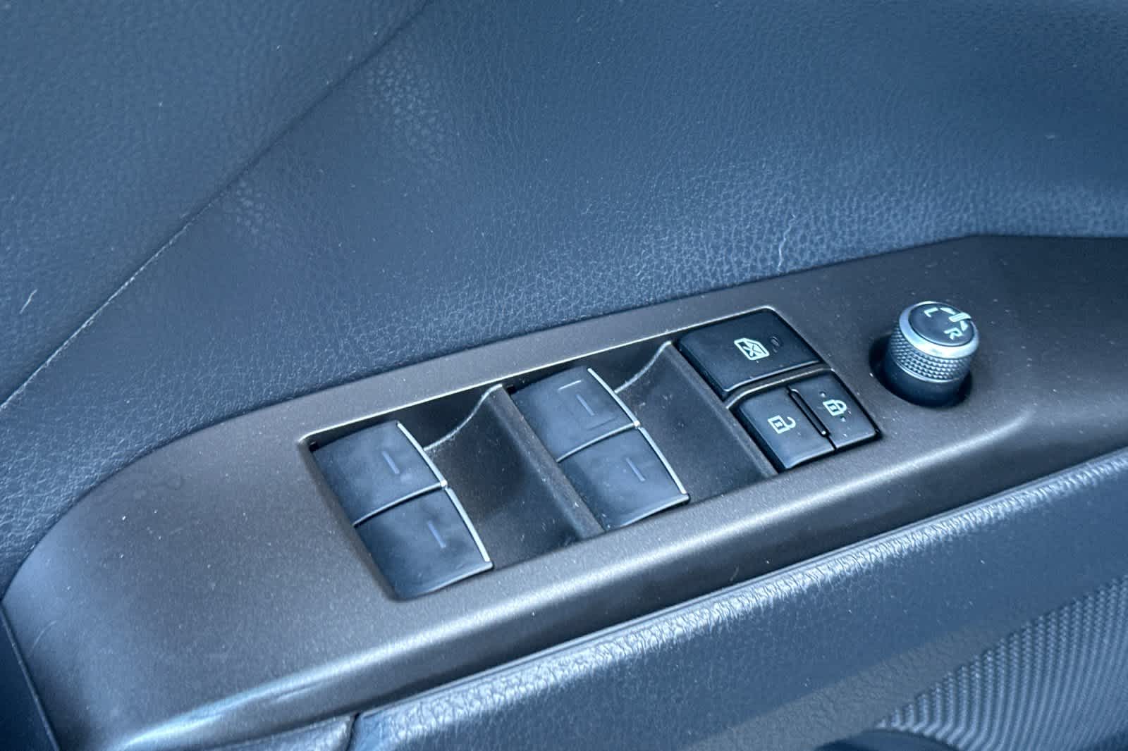 Thumbnail: 2023 Toyota Camry - 13