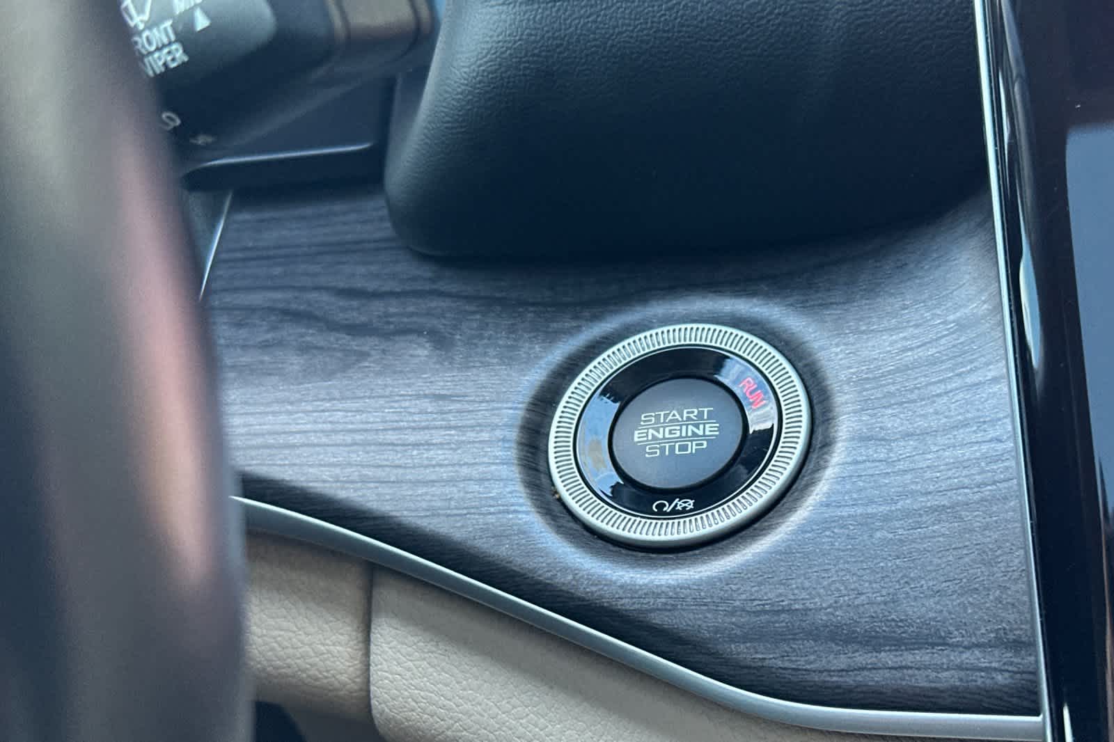 Thumbnail: 2021 Jeep Grand Cherokee L - 24