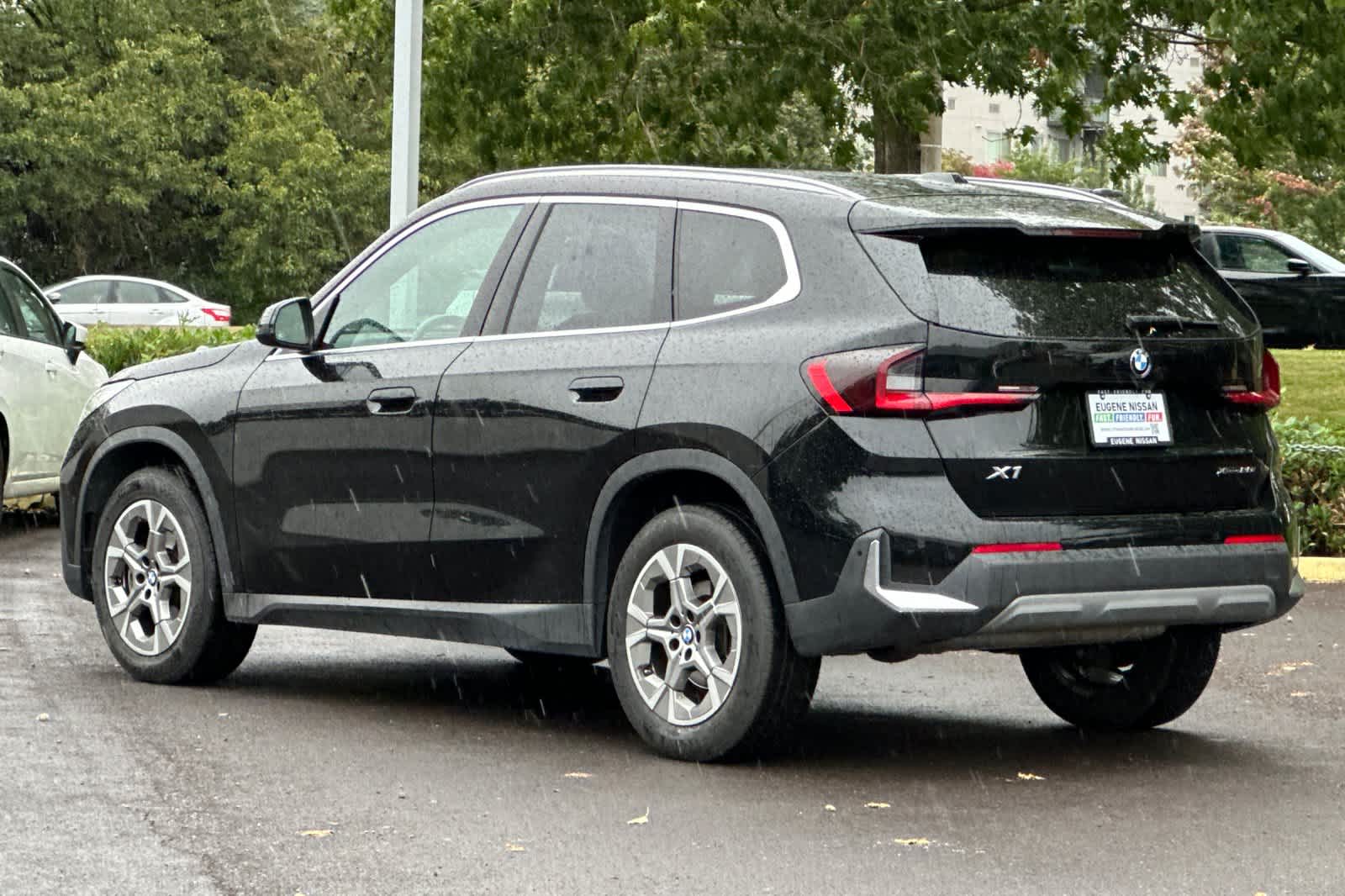 Thumbnail: 2023 BMW X1 - 6