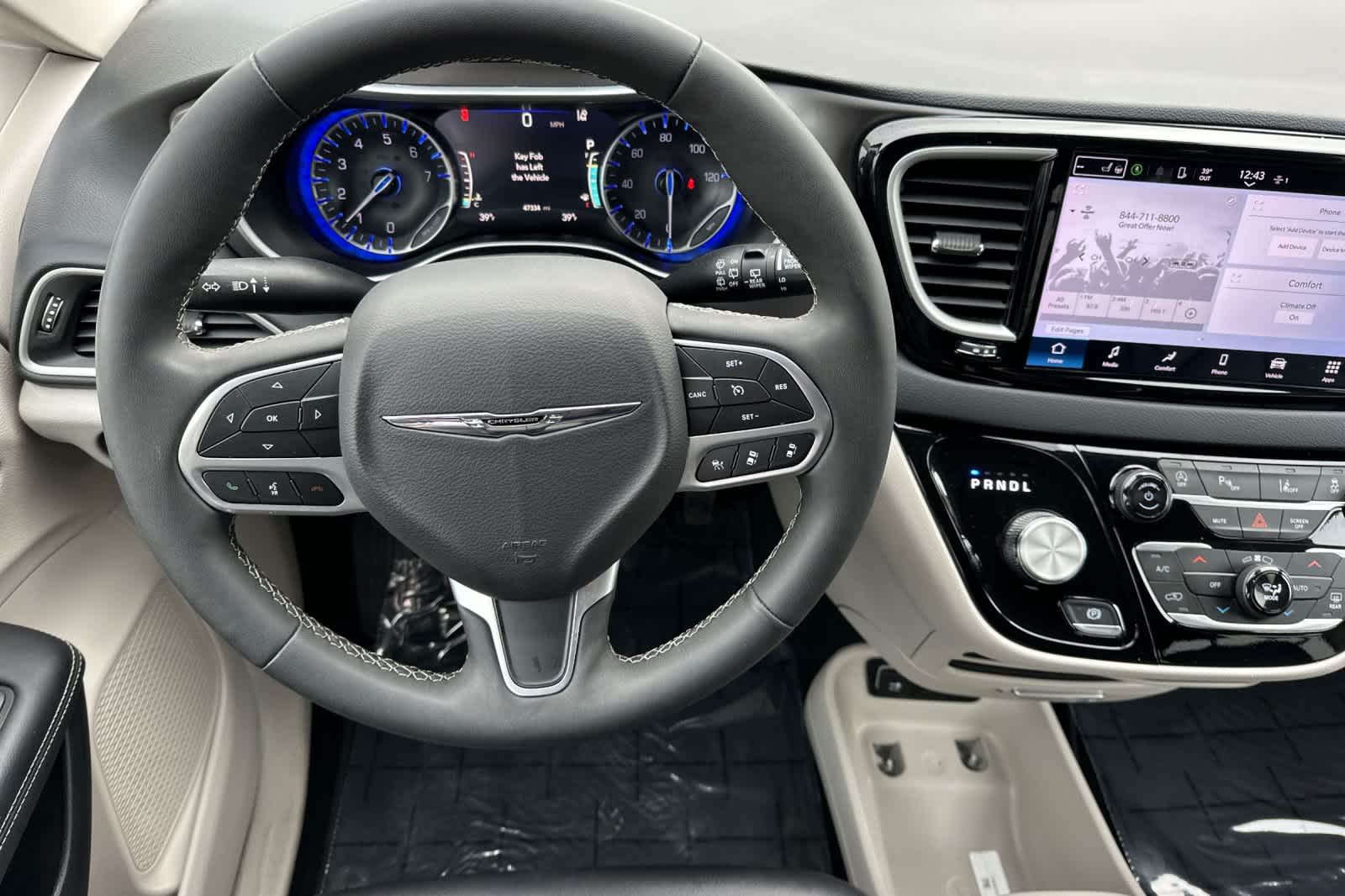 Thumbnail: 2024 Chrysler Pacifica - 14