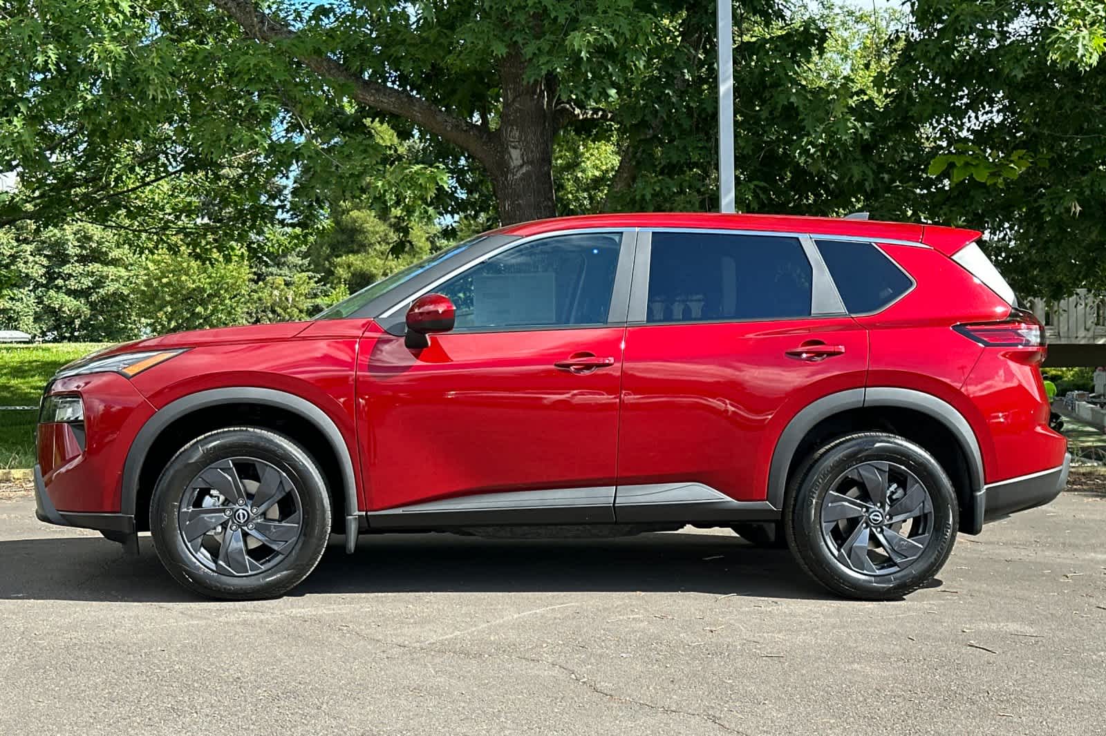 Thumbnail: 2026 Nissan Rogue - 5