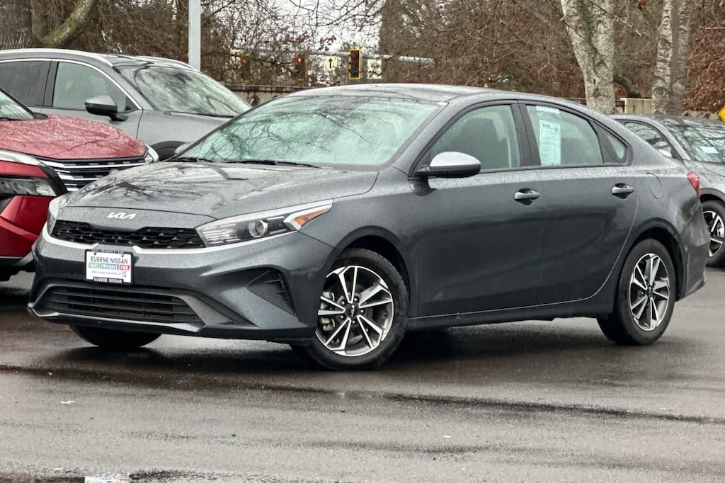 Used 2023 Kia Forte LXS Sedan