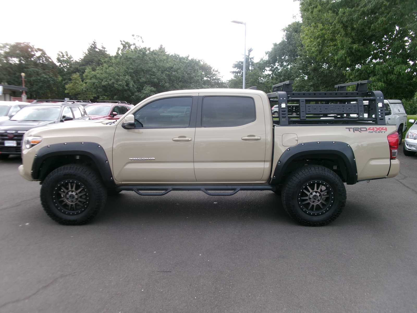 Thumbnail: 2017 Toyota Tacoma - 2