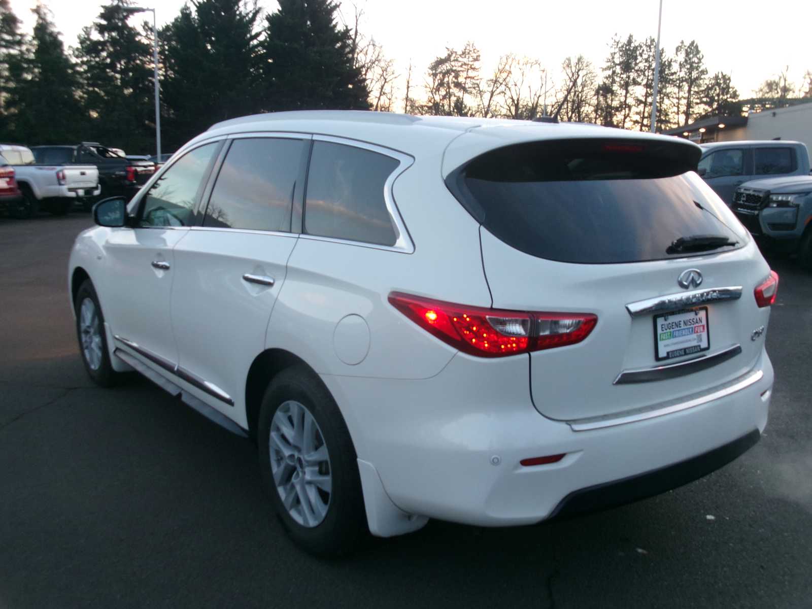 Thumbnail: 2014 INFINITI QX60 - 3