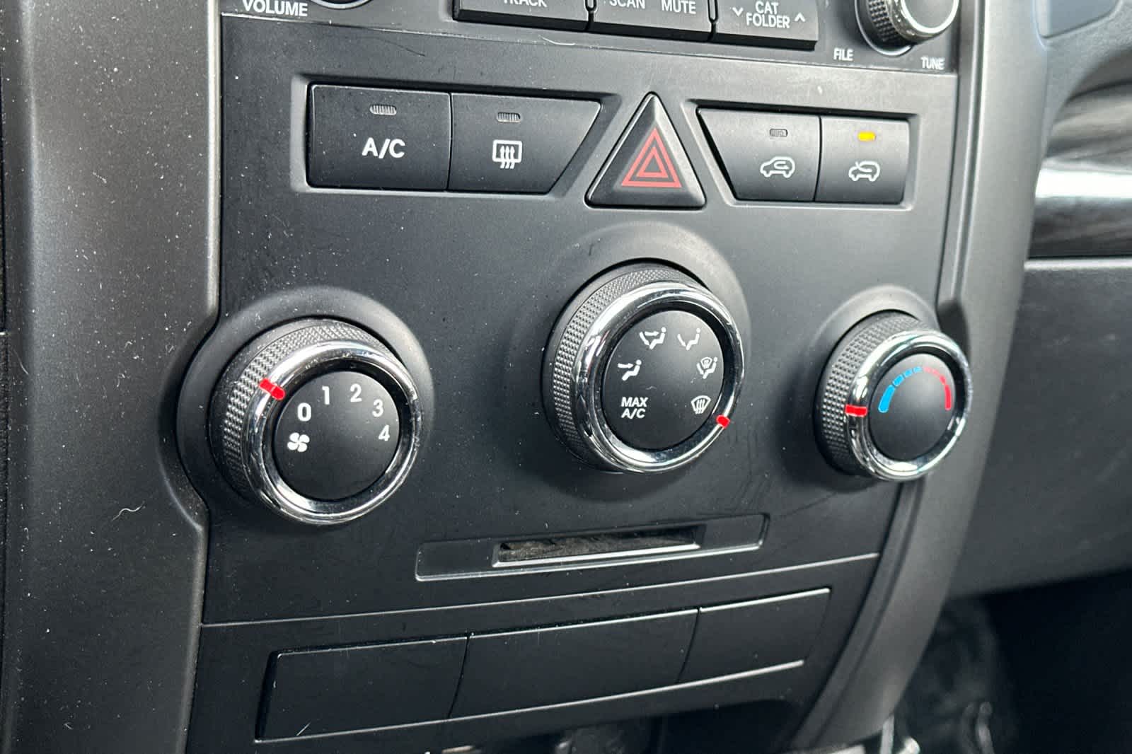 Thumbnail: 2013 Kia Sorento - 20