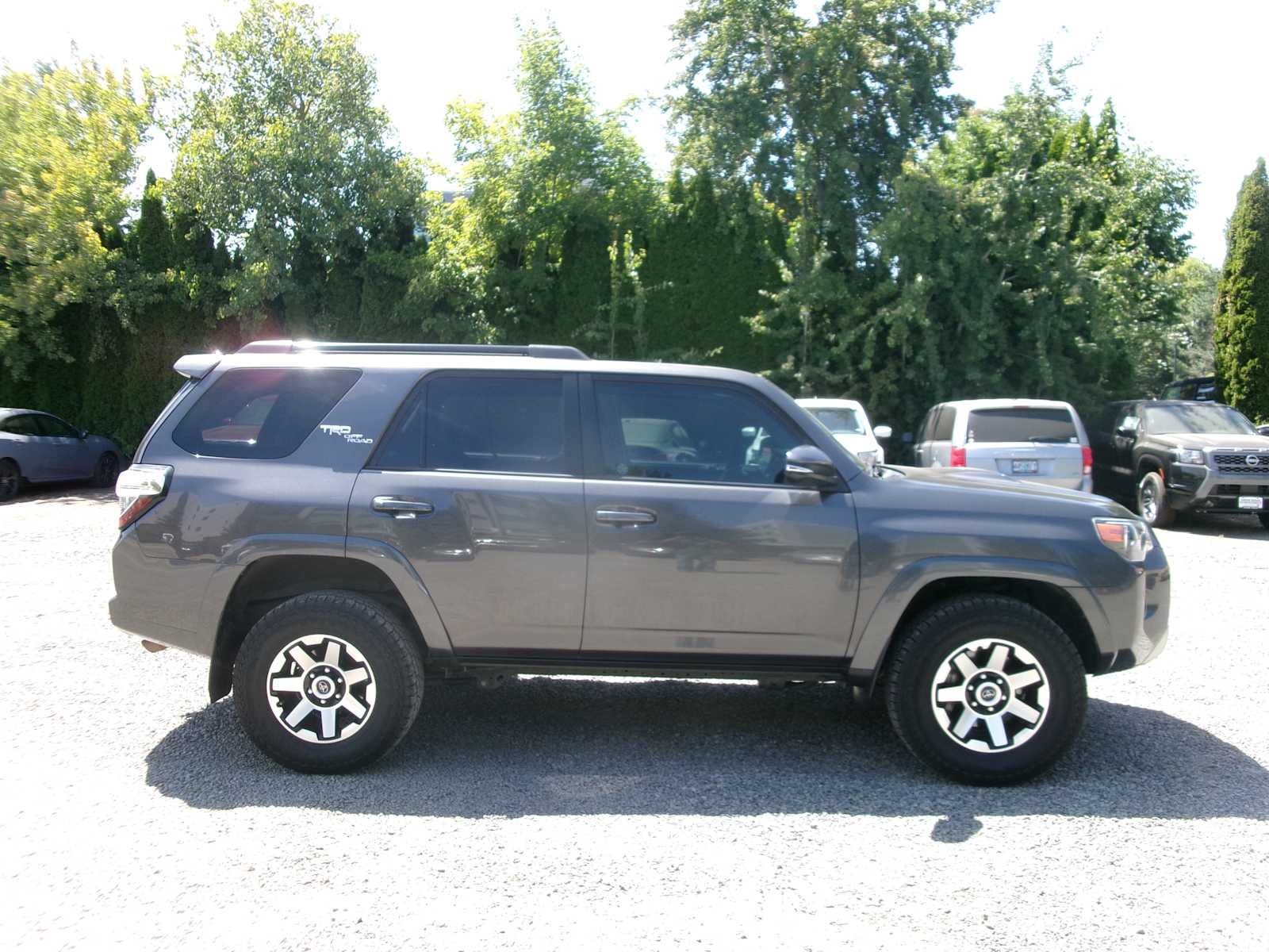 Thumbnail: 2019 Toyota 4Runner - 6