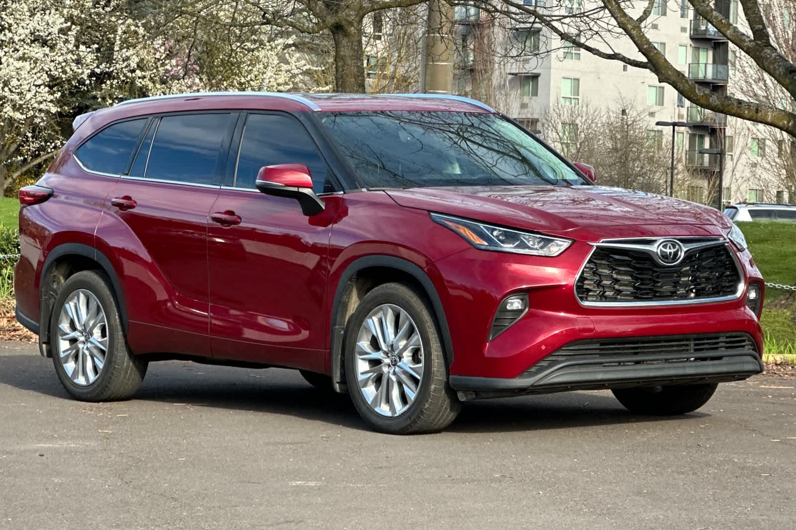 Thumbnail: 2021 Toyota Highlander - 9