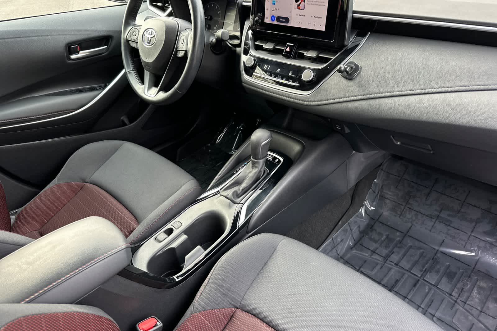 Thumbnail: 2023 Toyota Corolla - 15