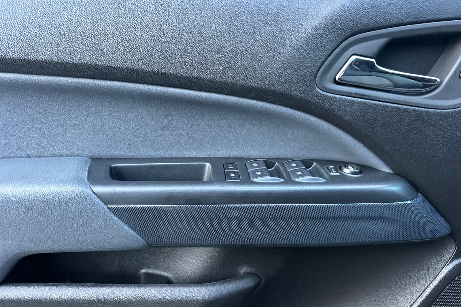 Thumbnail: 2019 Chevrolet Colorado - 12