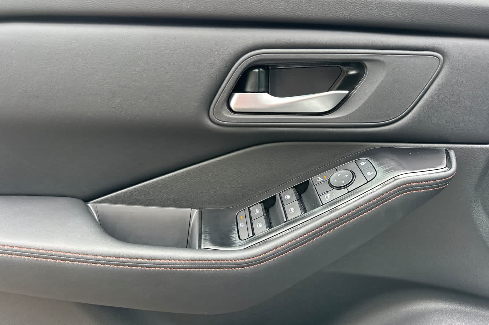 Thumbnail: 2026 Nissan Rogue - 12