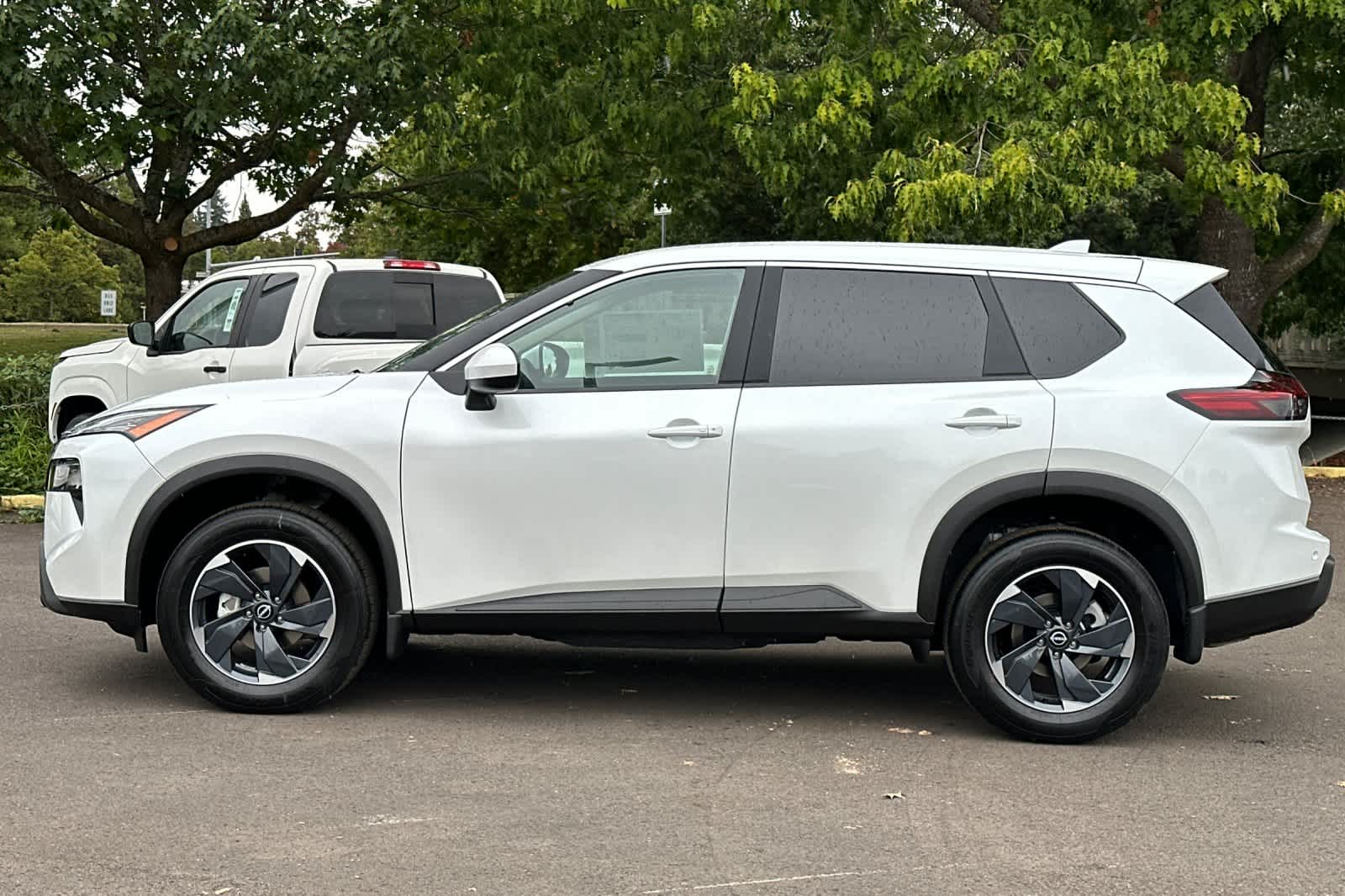 Thumbnail: 2026 Nissan Rogue - 5