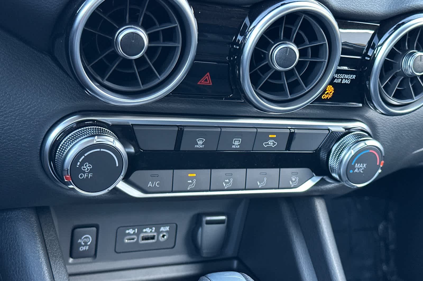 Thumbnail: 2025 Nissan Sentra - 19