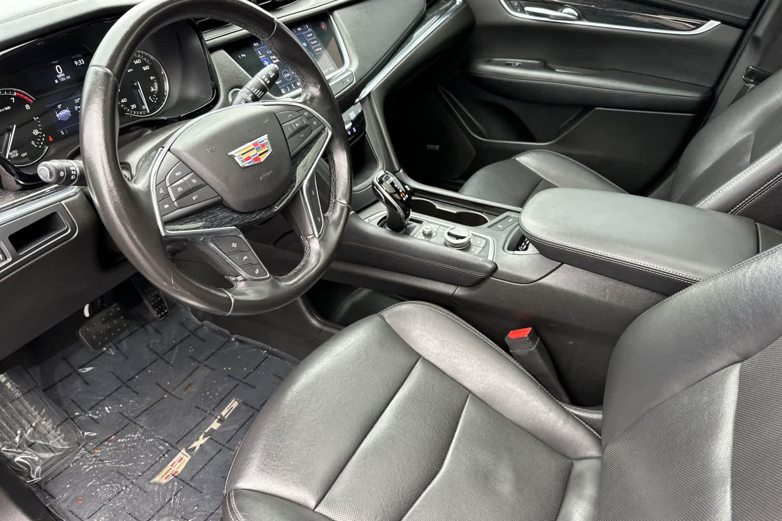 Thumbnail: 2020 Cadillac XT5 - 11