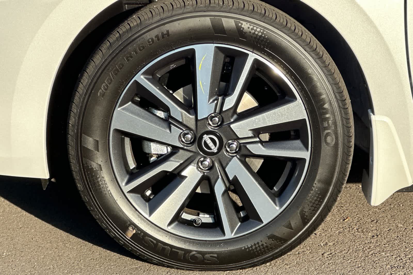 Thumbnail: 2025 Nissan Versa - 23