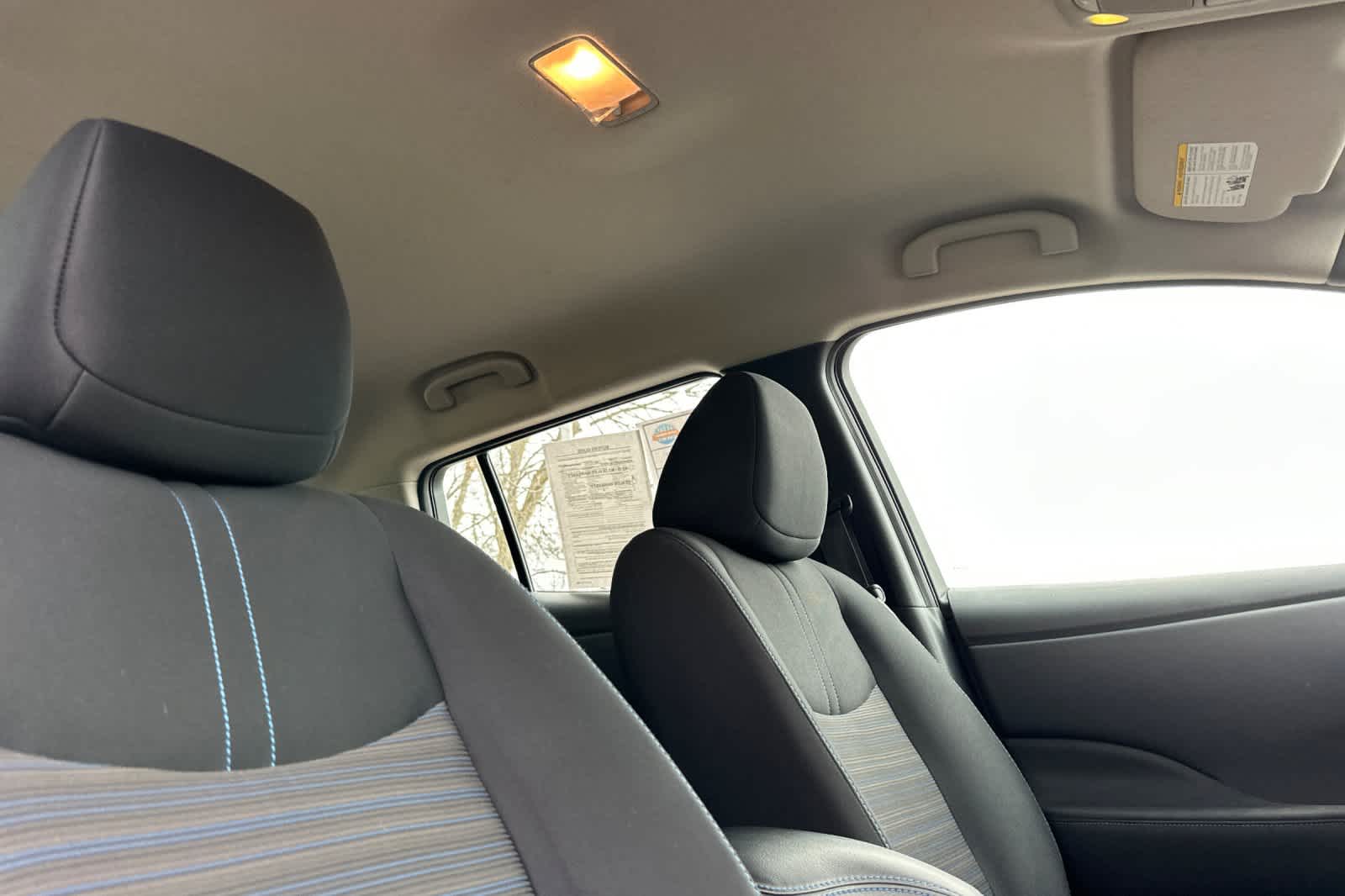 Thumbnail: 2020 Nissan Leaf - 17