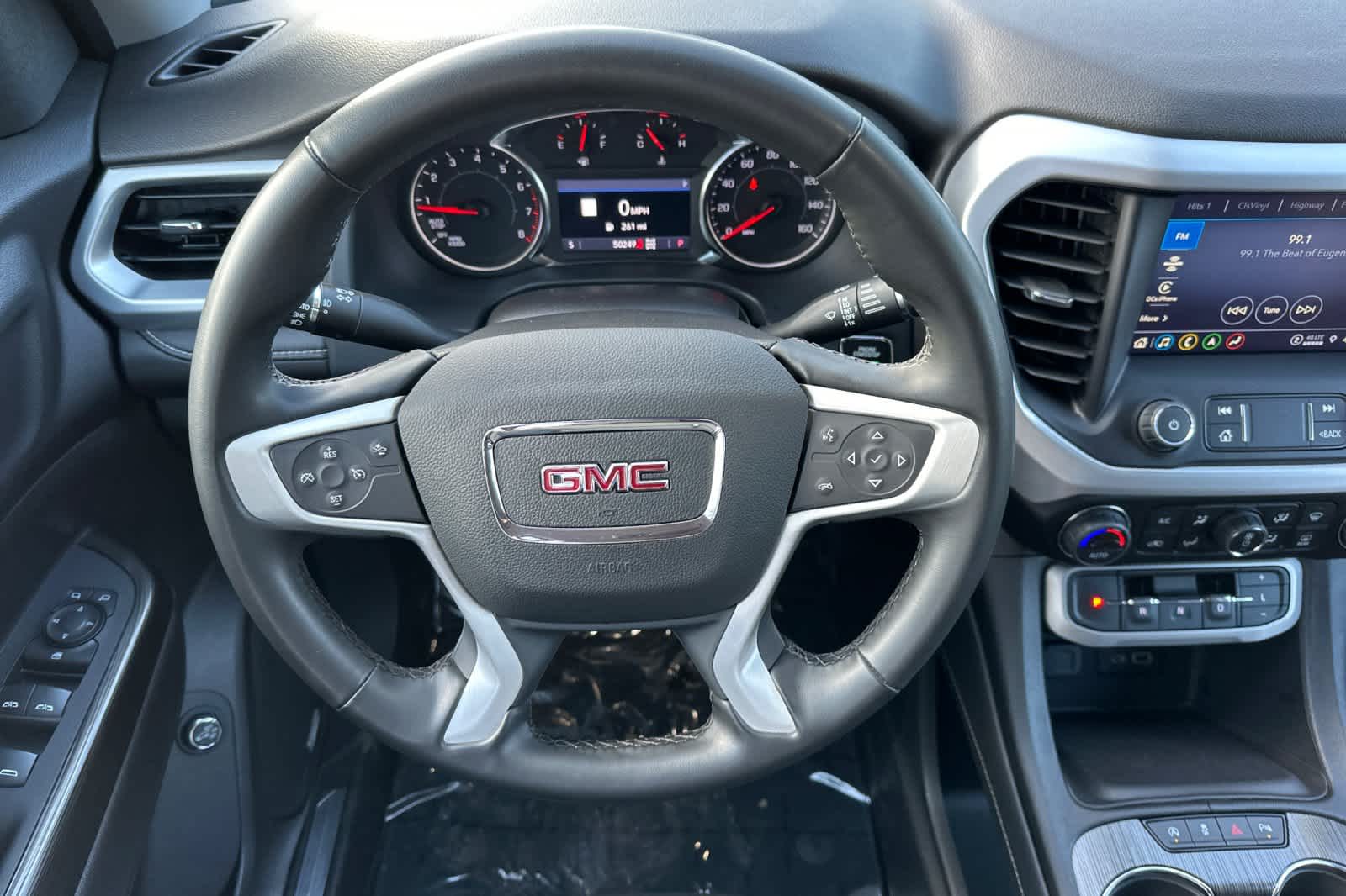 2023 GMC Acadia SLT 14
