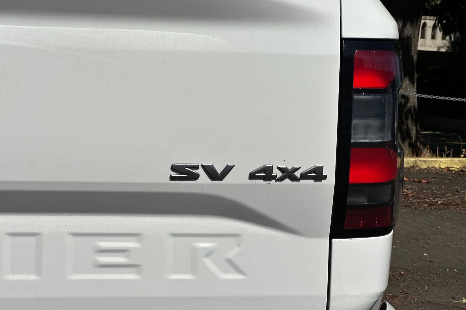 Thumbnail: 2023 Nissan Frontier - 26