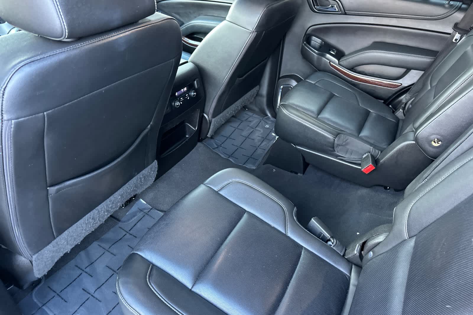 Thumbnail: 2019 GMC Yukon - 4