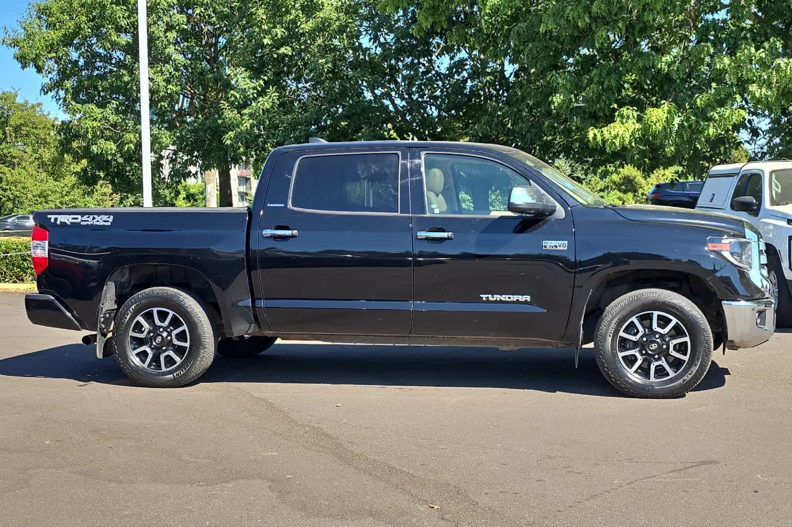 Thumbnail: 2021 Toyota Tundra - 8