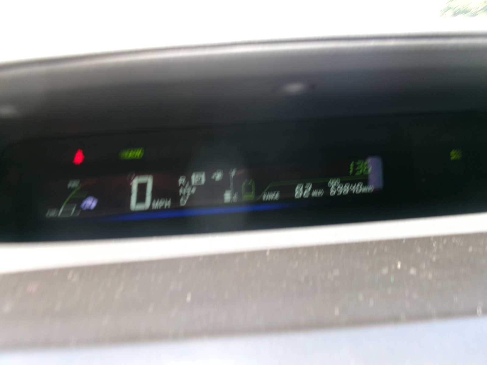 Thumbnail: 2013 Toyota Prius v - 10