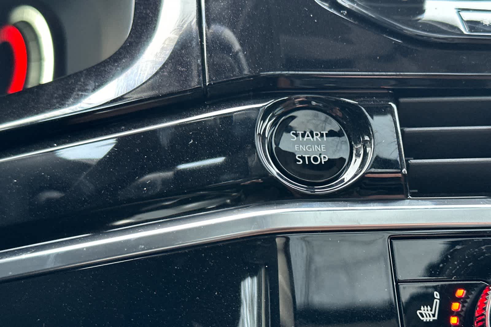 Thumbnail: 2025 Nissan Pathfinder - 24