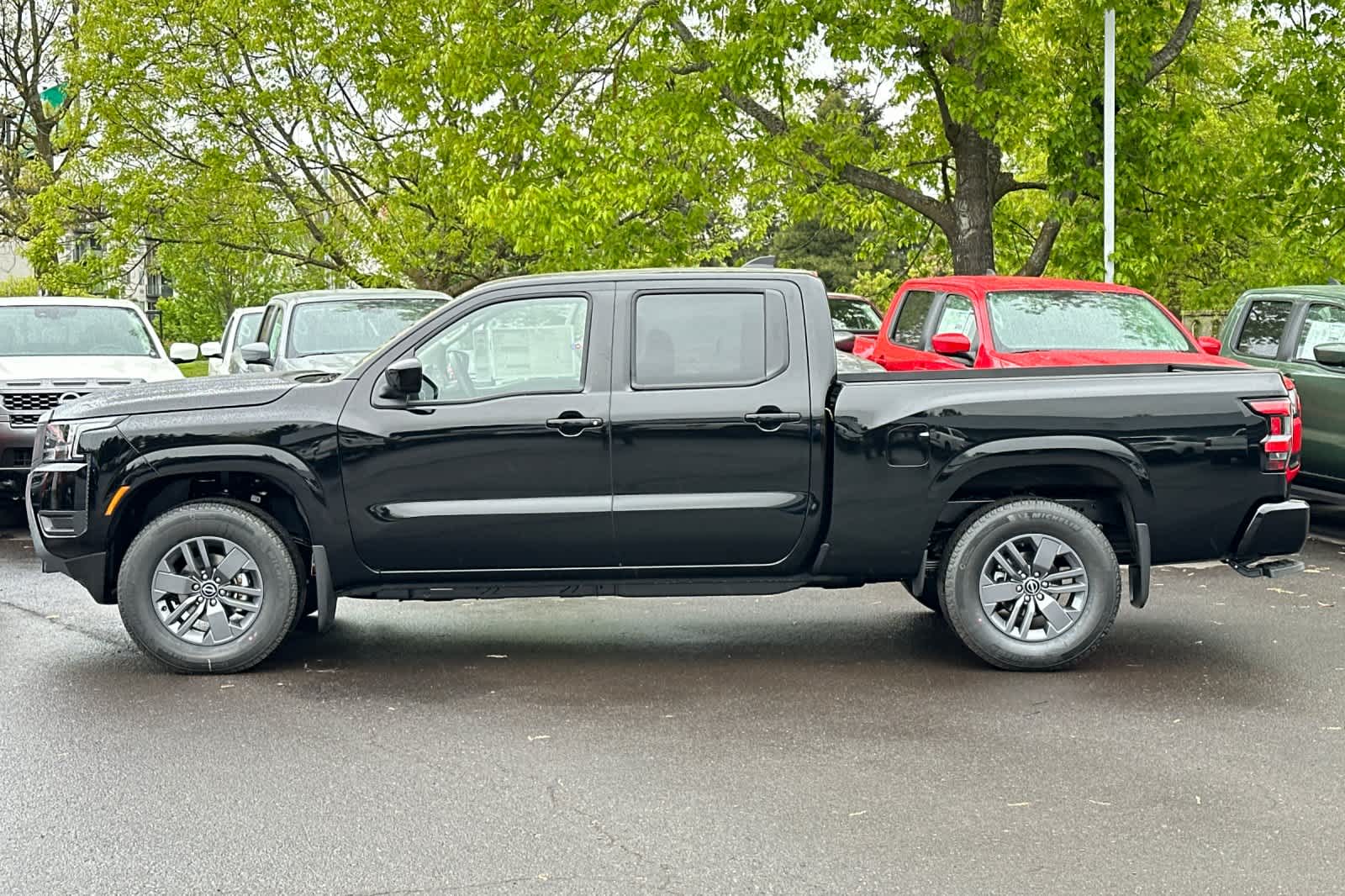 Thumbnail: 2025 Nissan Frontier - 5
