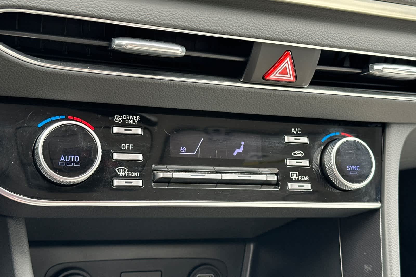 Thumbnail: 2023 Hyundai Sonata - 19