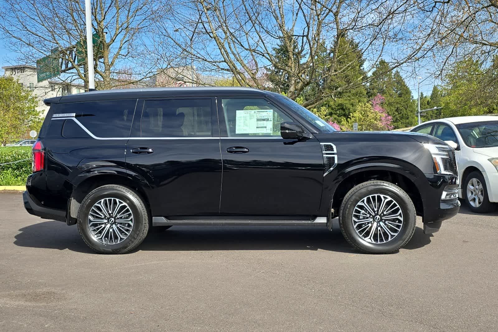 Thumbnail: 2025 Nissan Armada - 8