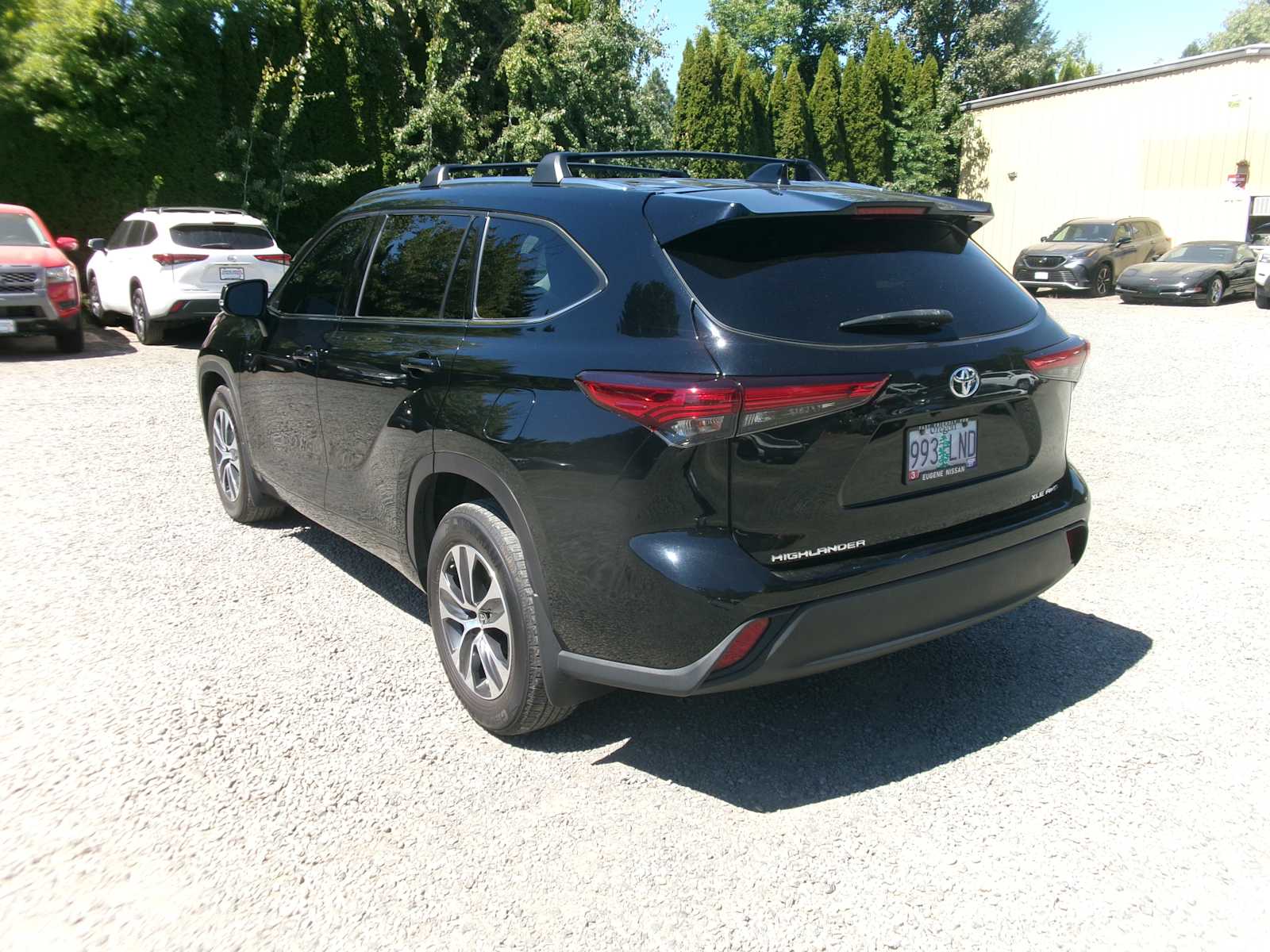 Thumbnail: 2020 Toyota Highlander - 3