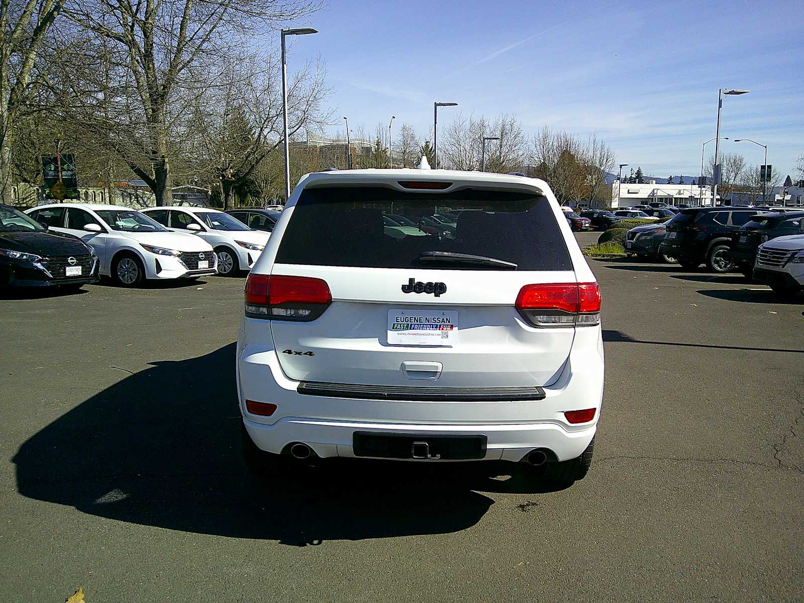 Thumbnail: 2015 Jeep Grand Cherokee - 4