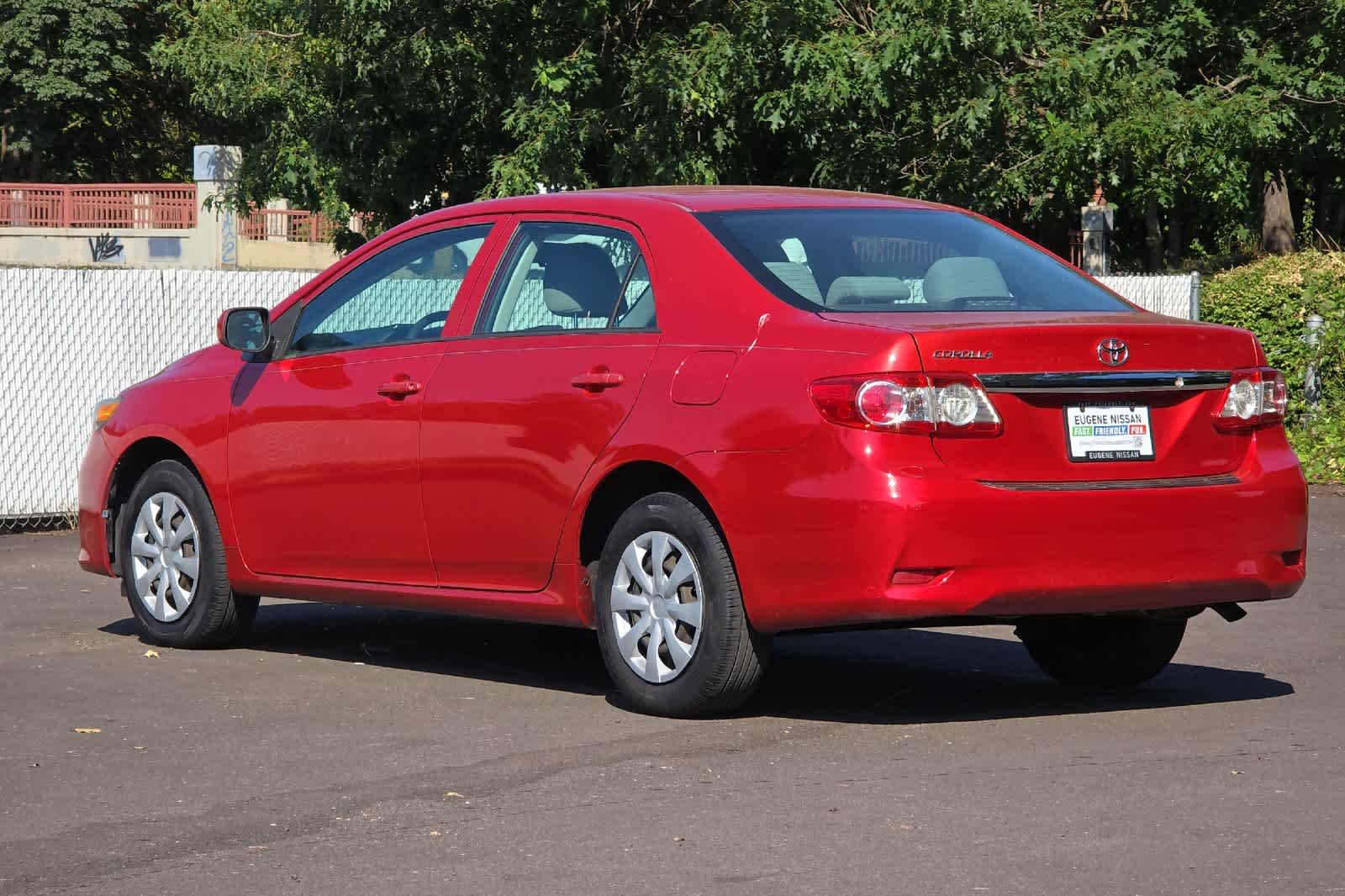 Thumbnail: 2013 Toyota Corolla - 6