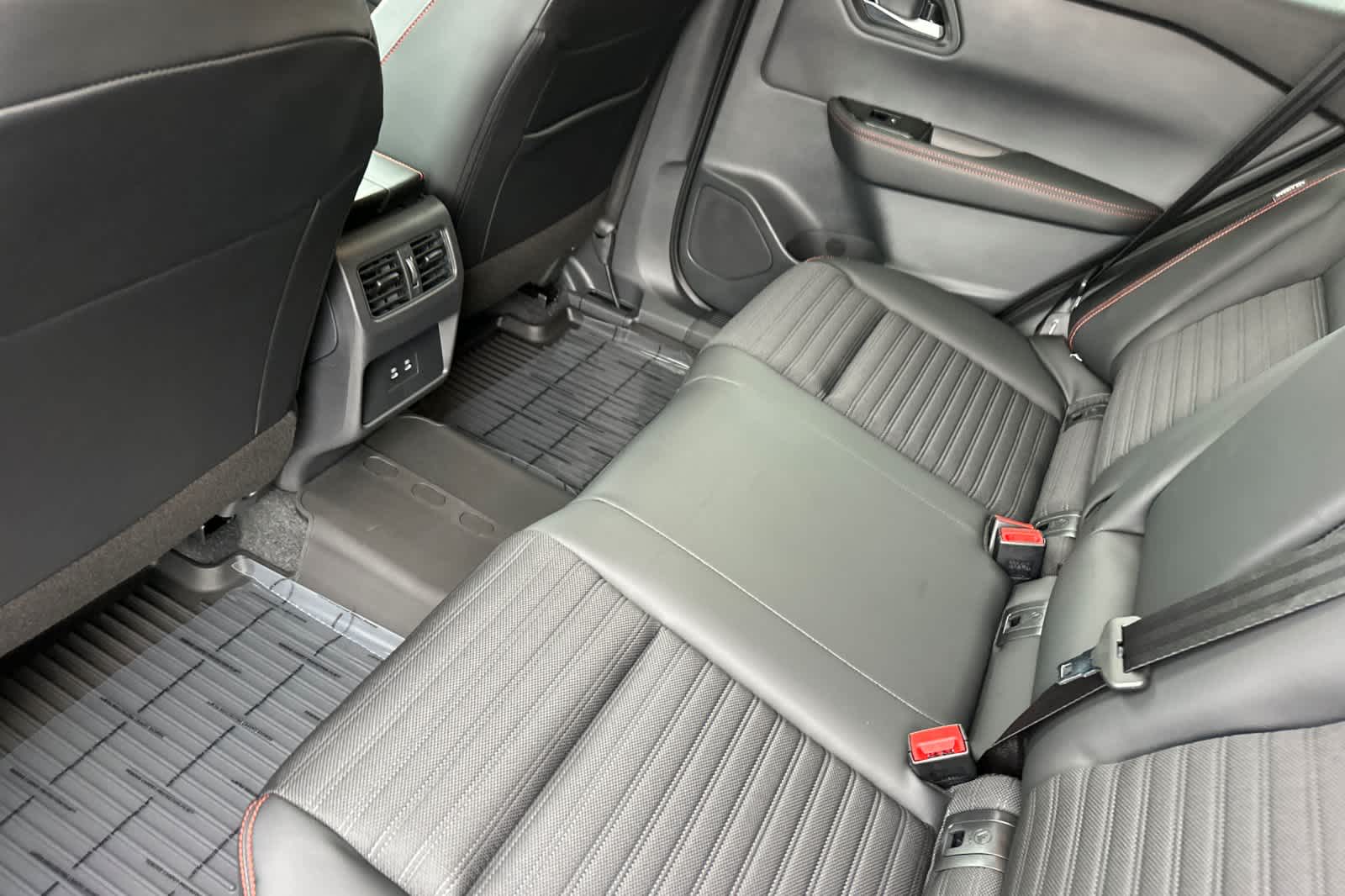 Thumbnail: 2026 Nissan Rogue - 4