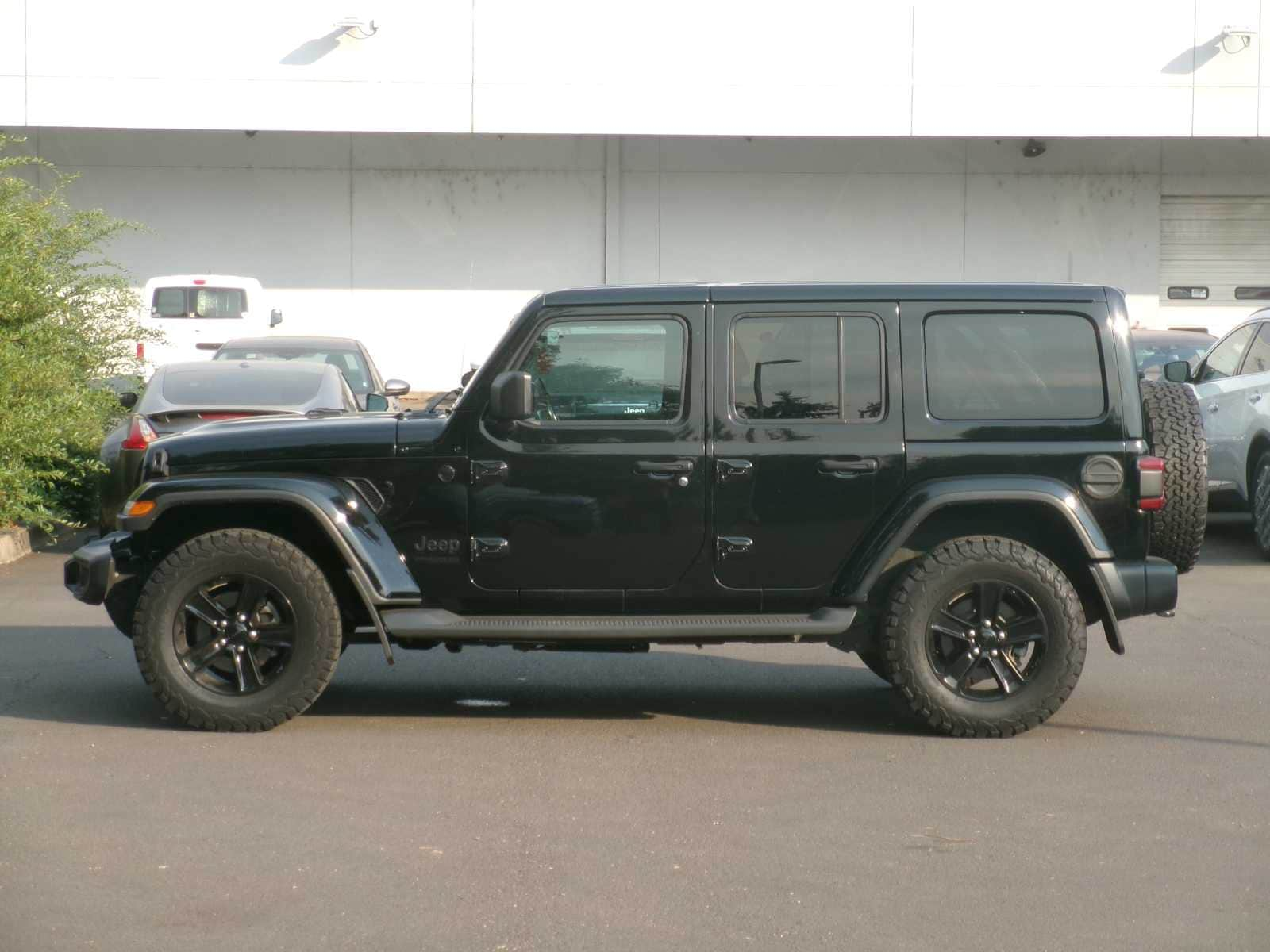 Used 2020 Jeep Wrangler Unlimited Sahara Altitude with VIN 1C4HJXEG8LW208577 for sale in Eugene, OR