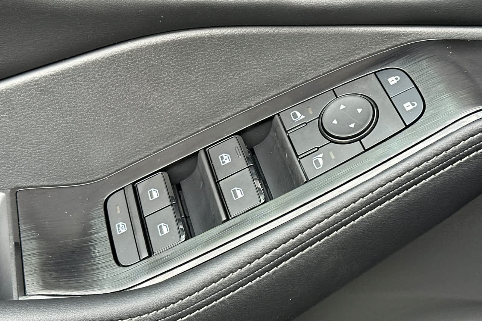 Thumbnail: 2026 Nissan Rogue - 13