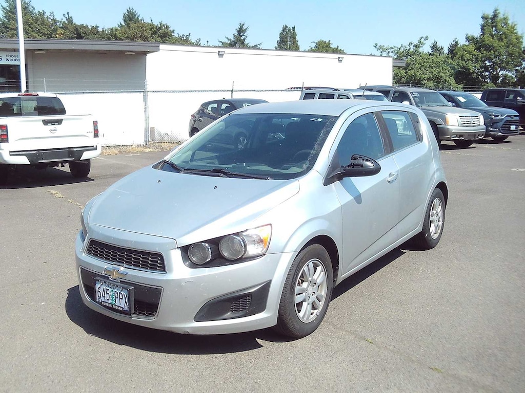 Used 2016 Chevrolet Sonic LT Auto Hatchback
