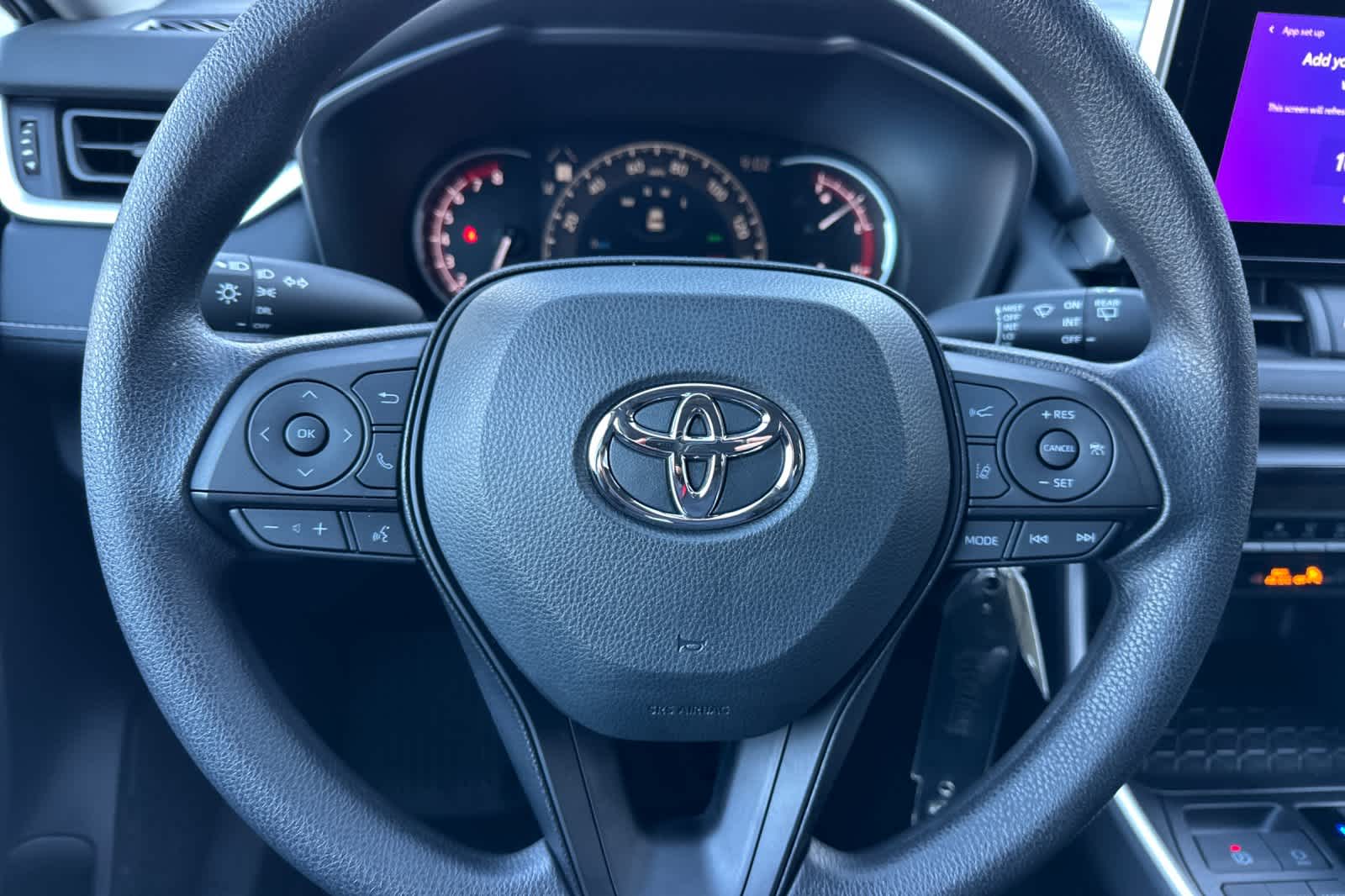 Thumbnail: 2025 Toyota RAV4 - 22